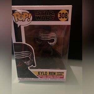 Star Wars Kylo Ren Pop! Figure